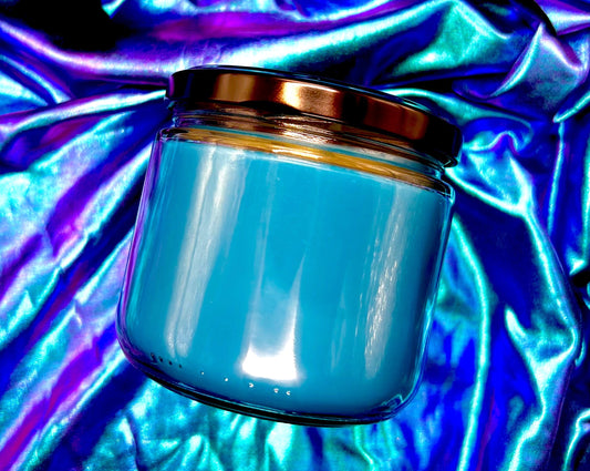 Killer Klowns Candle – side view of jar showing blue wax and black lid