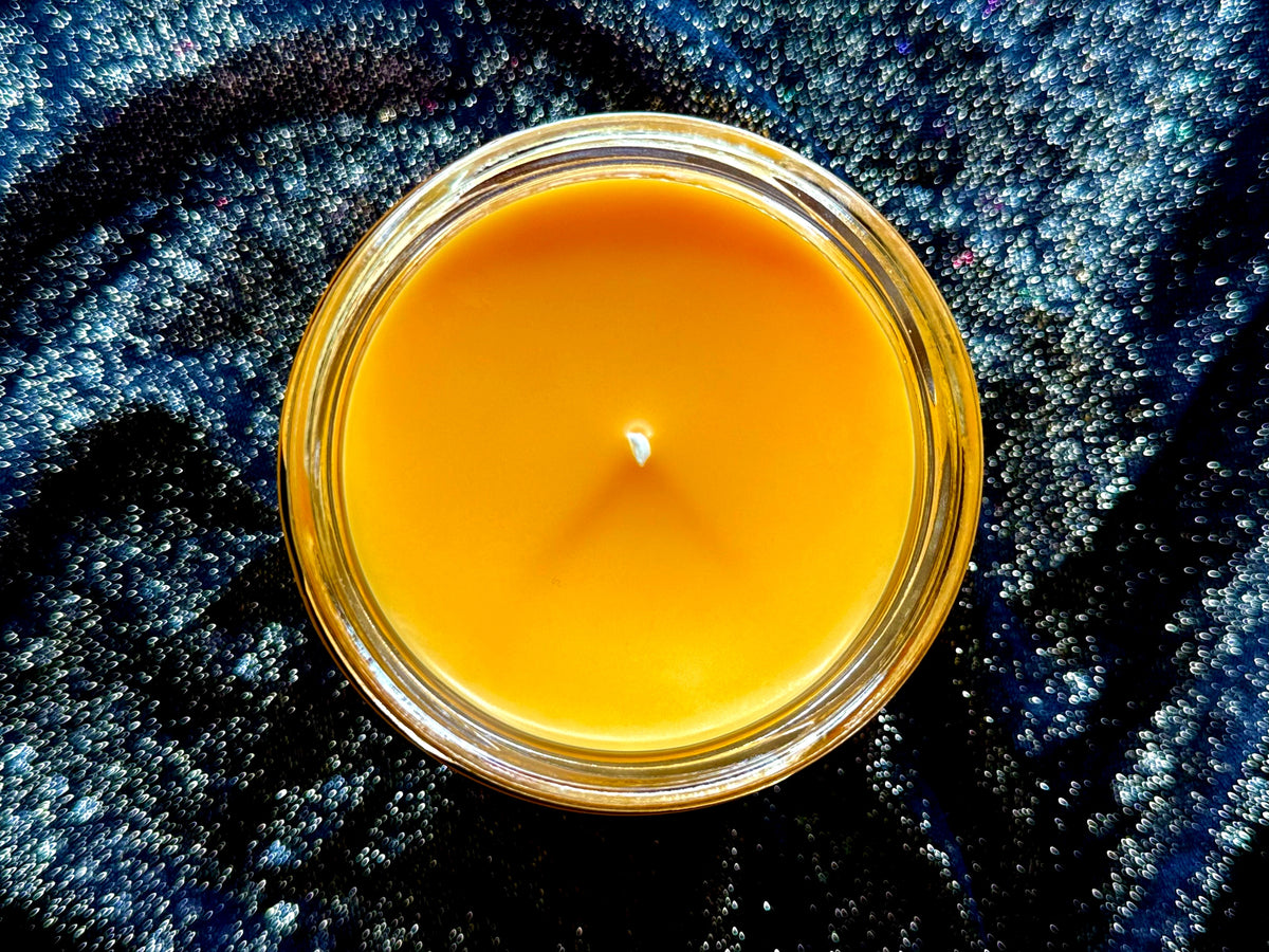 Riot! Paramore candle, top view
