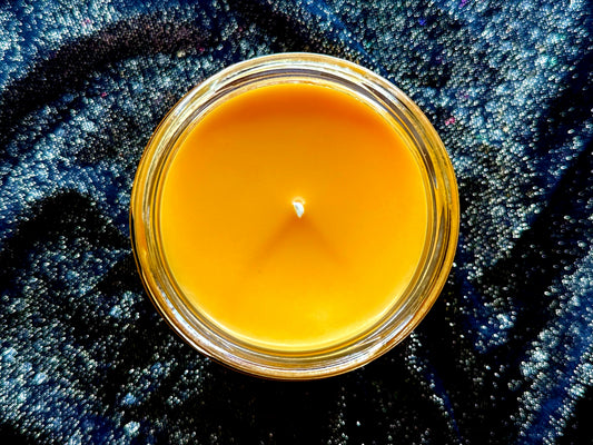 Riot! Paramore candle, top view
